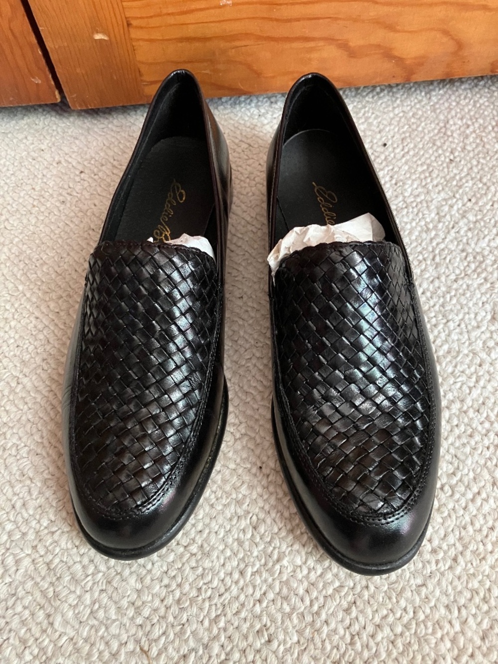 Women's 7.5M black leather slip-on loafers with intrecciato vamp